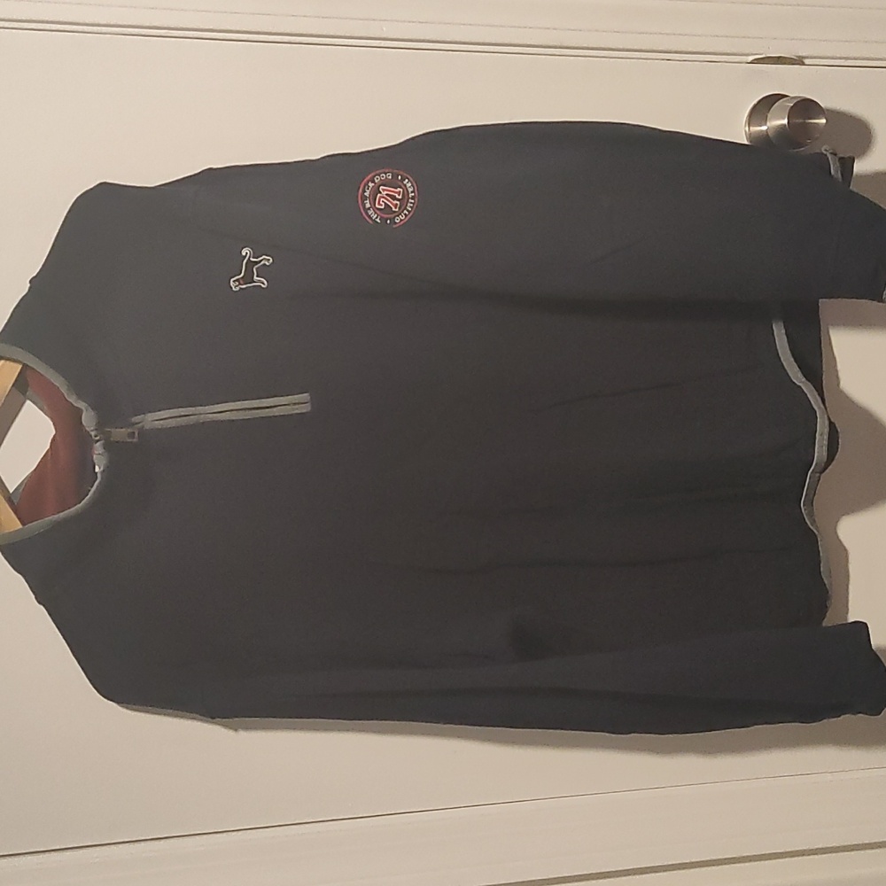 Black dog zipper sweatshirt